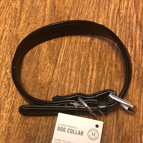 Martha Stewart Black and Silver Leather Buckle Dog Collar Size 16 - Picture 2 of 9